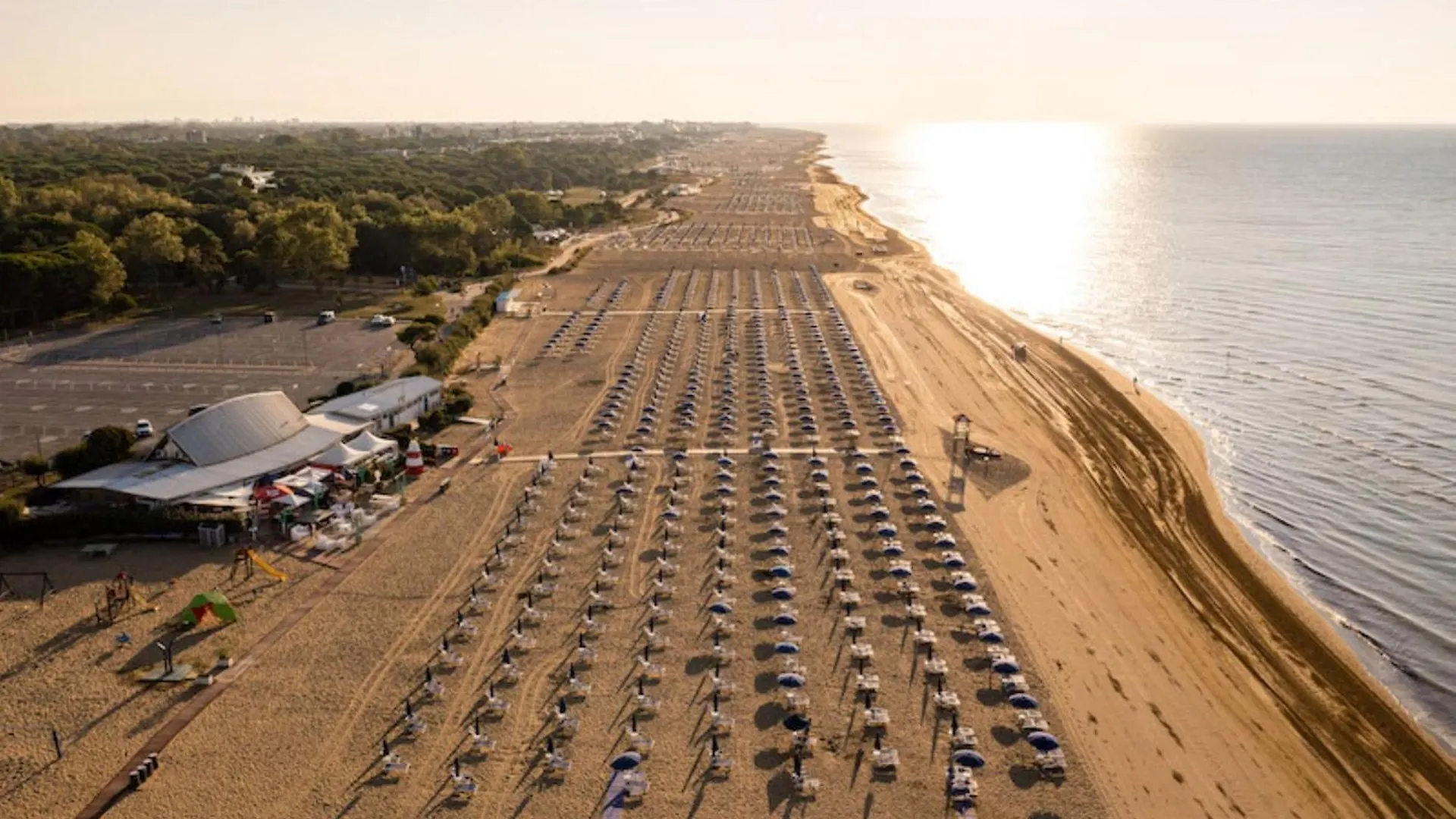 Bright Flat Perfect For Families - Beahost Apartment Bibione Italy